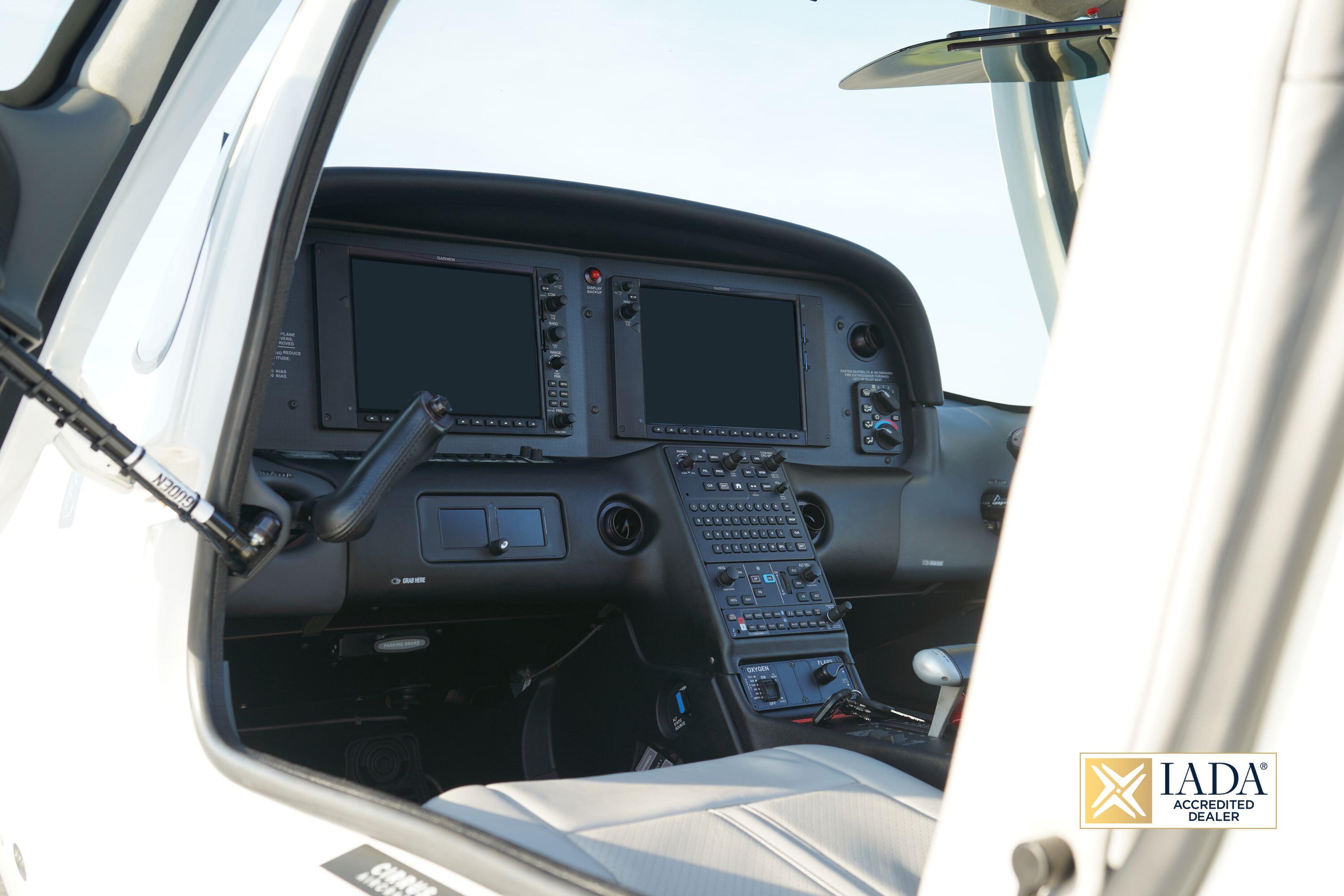 시러스 SR22T G6 2020 사진 6