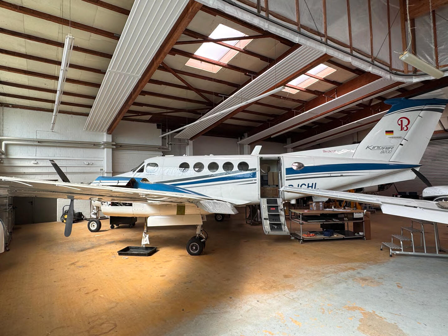 1985 Beechcraft King Air B200, photo 1