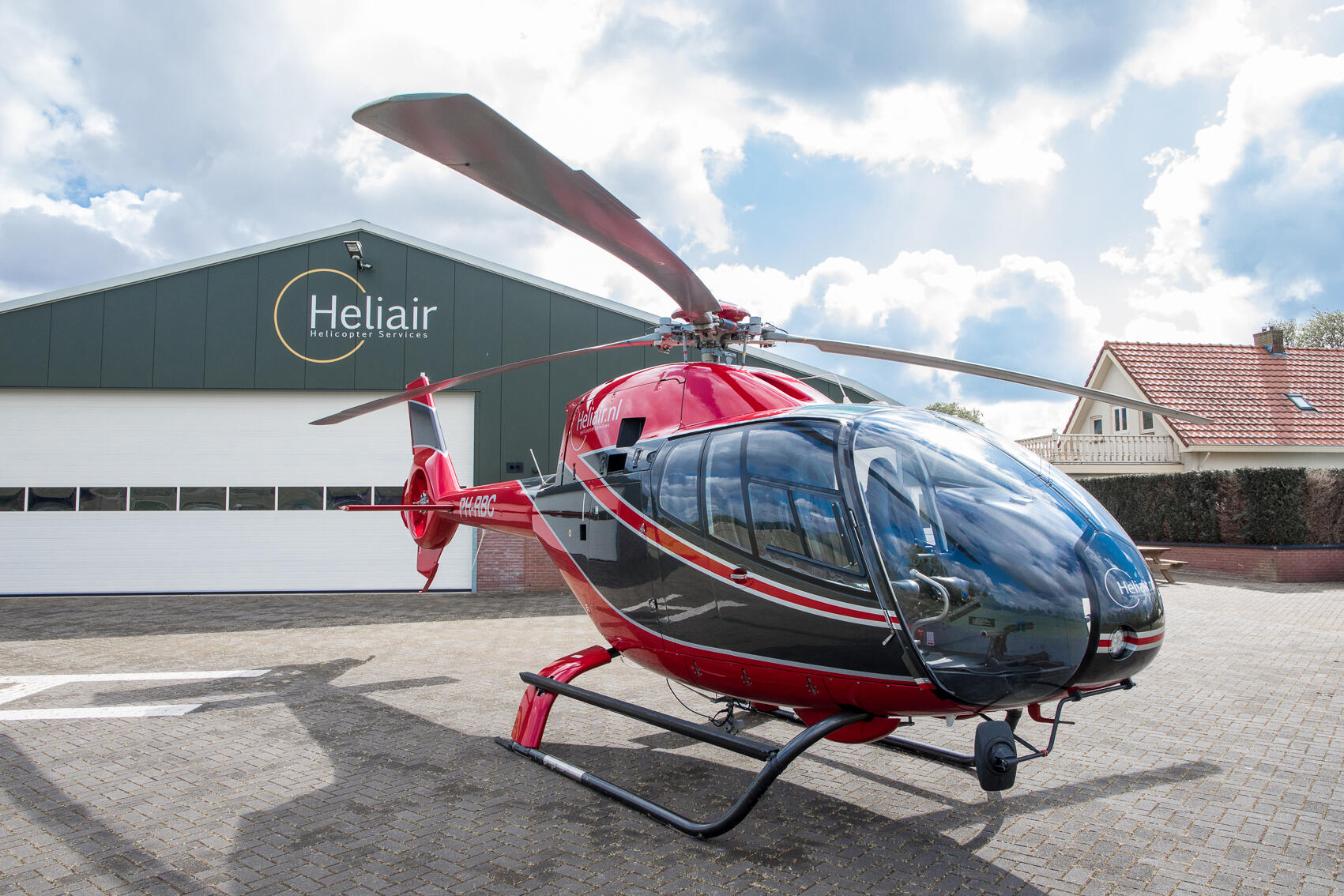 1999 Airbus/Eurocopter EC 120B, photo 4