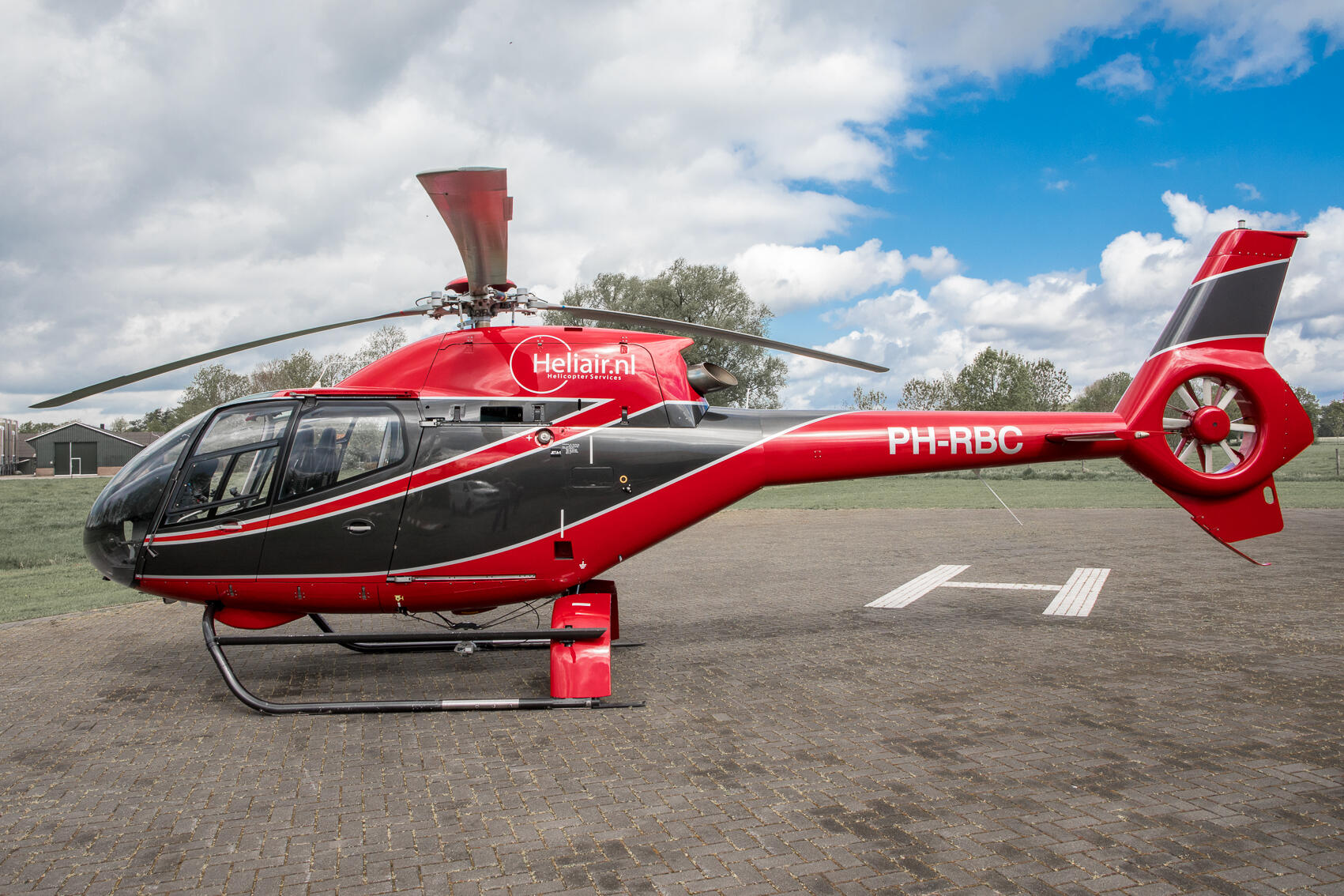 1999 Airbus/Eurocopter EC 120B, photo 1