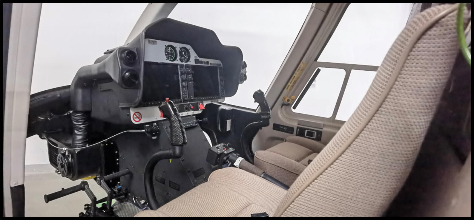 벨 407GXi 2021 사진 2