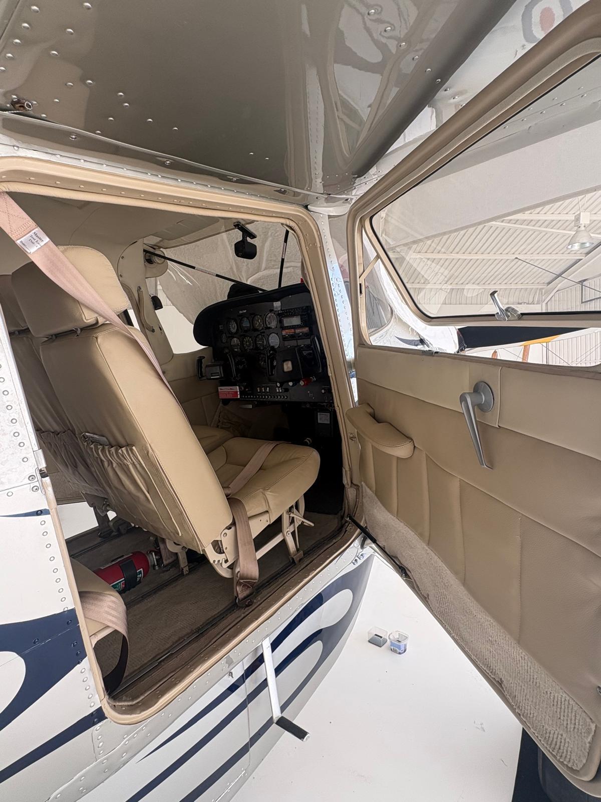 1980 Cessna 185, photo 3