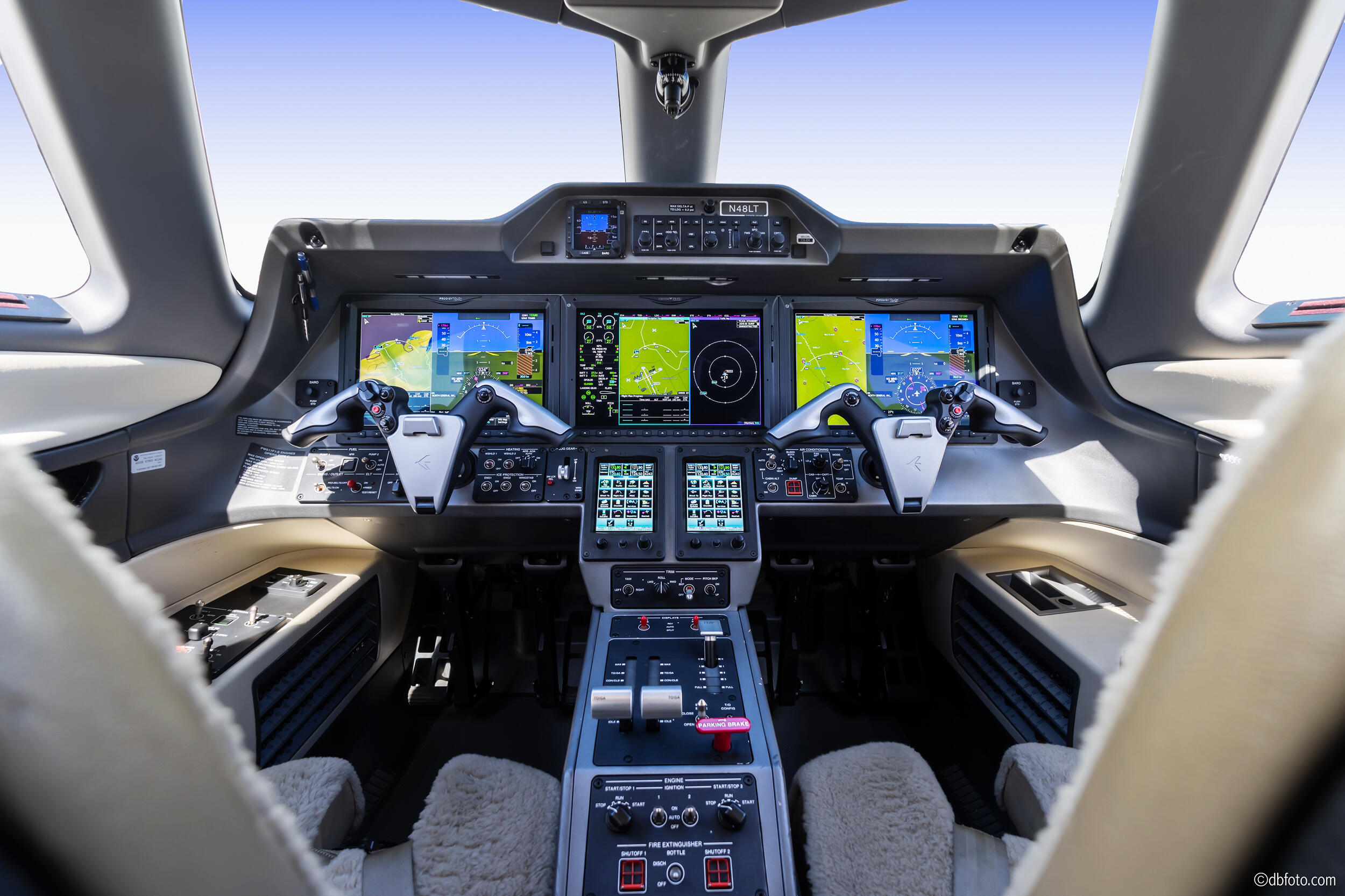 엠브라에르 Phenom 100EV 2019 사진 6