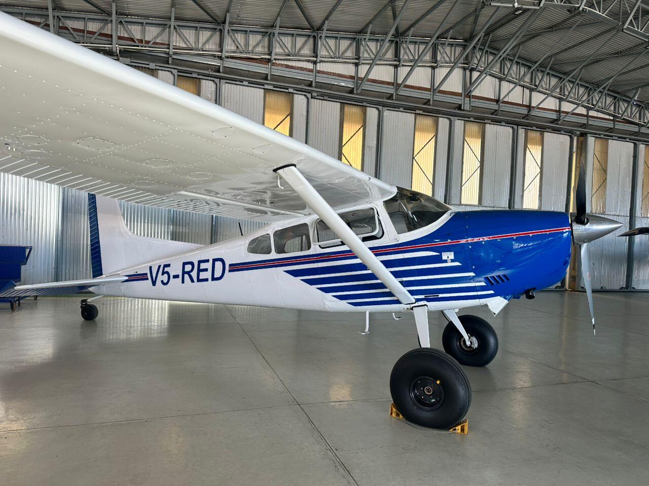 1978 Cessna 185, photo 1