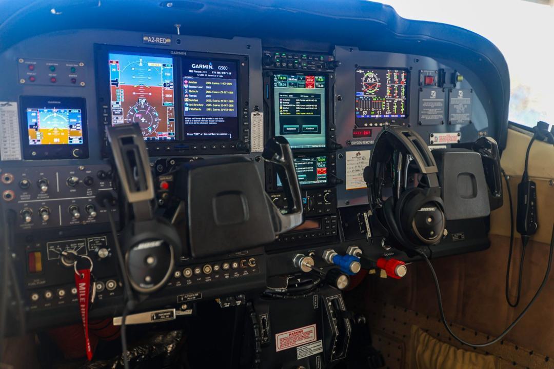 1975 Cessna 210, photo 4