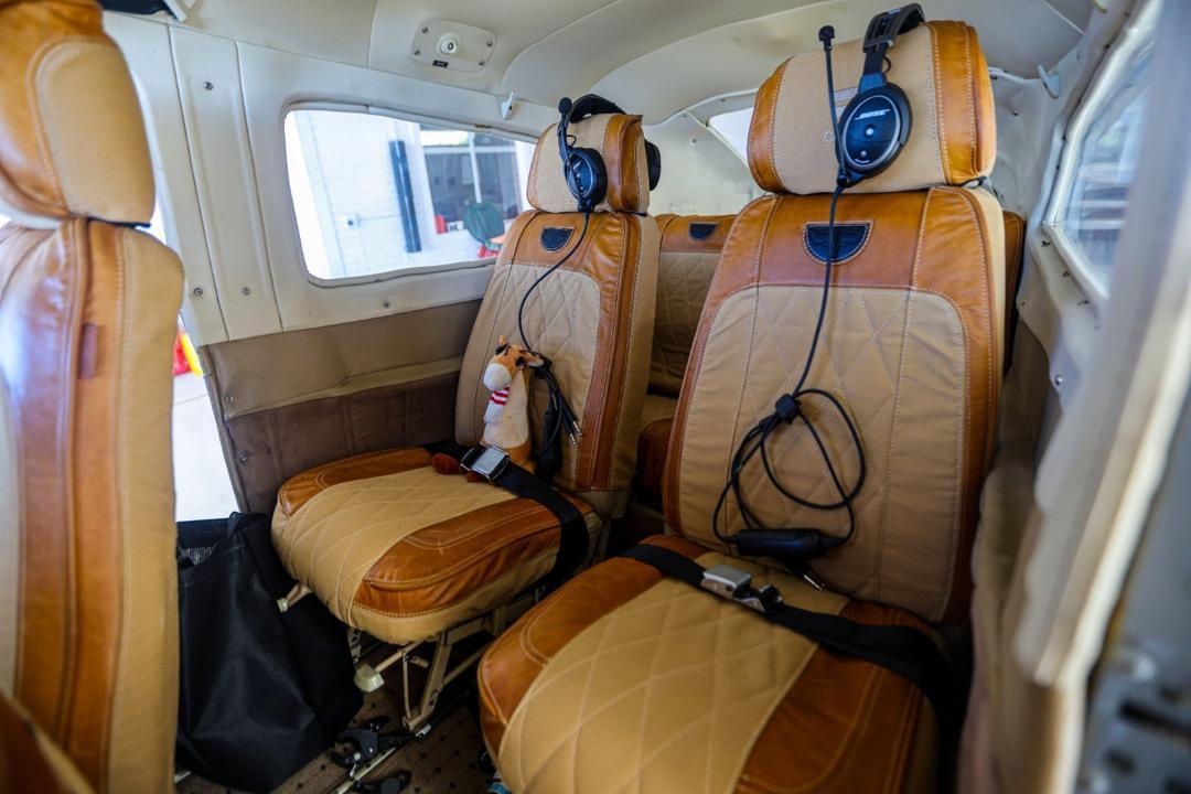 1975 Cessna 210, photo 7
