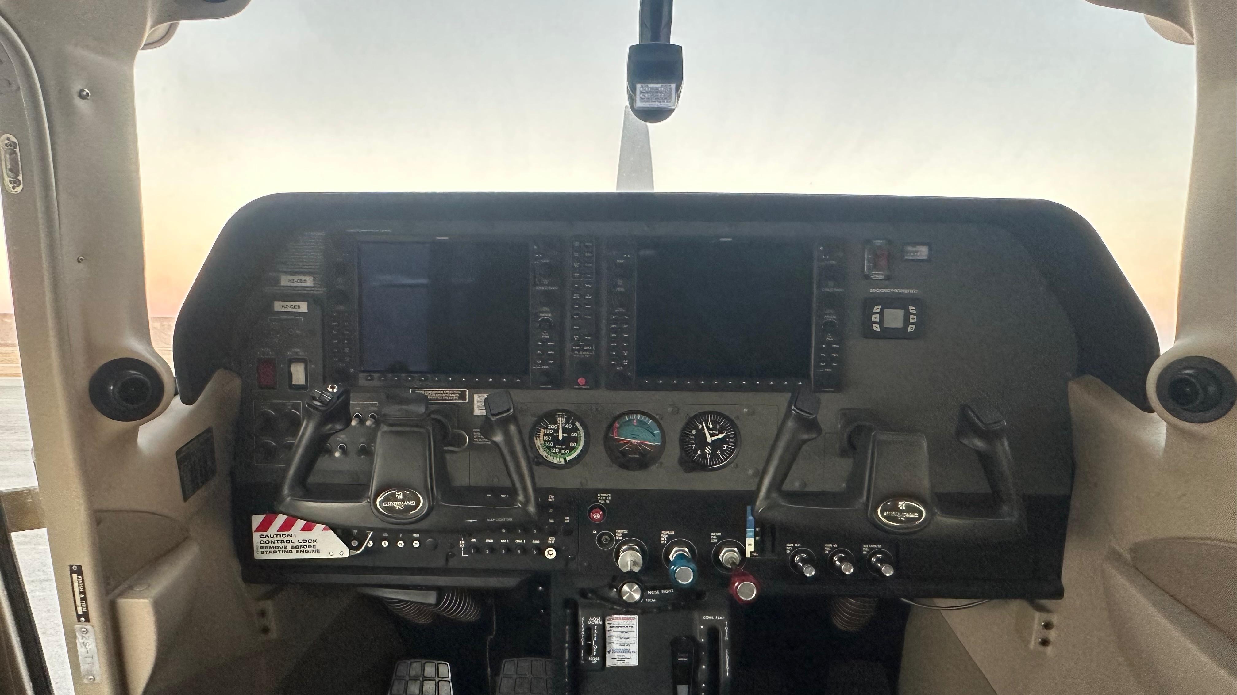 2007 Cessna Turbo 206H Stationair, photo 4