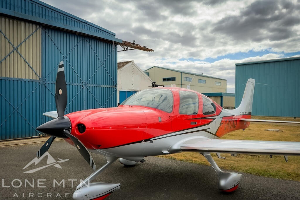 시러스 SR22T G6 2018 사진 1