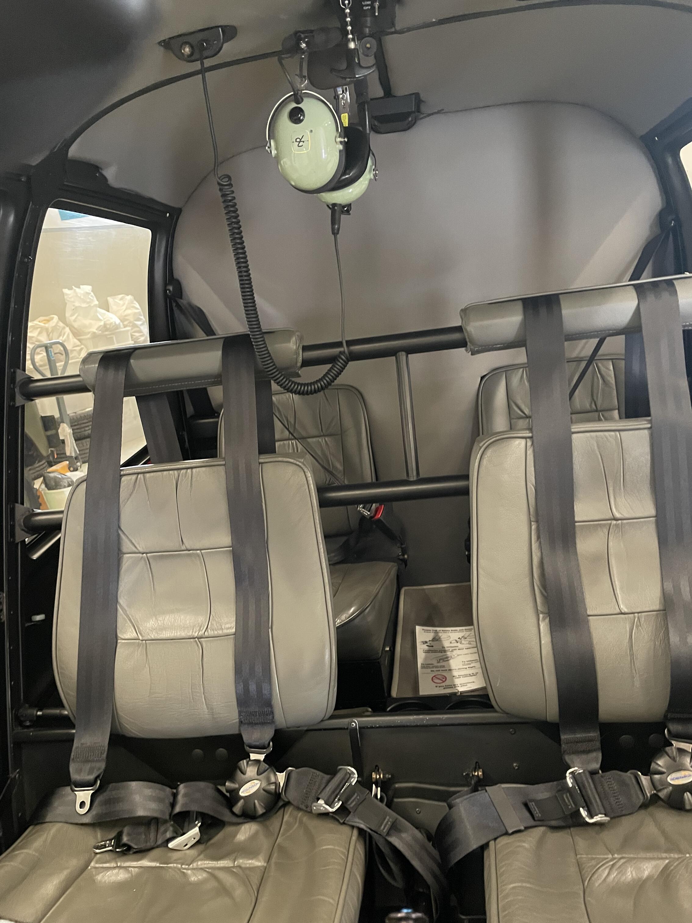 로빈슨 R44 Raven II 2011 사진 7