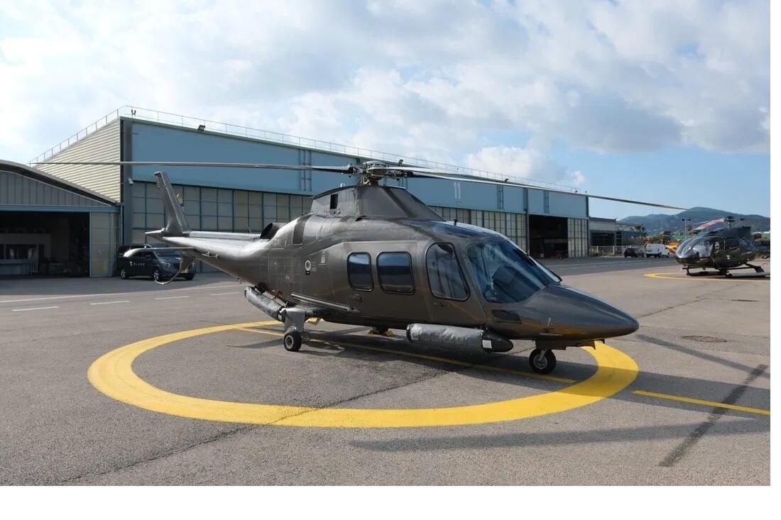 2009 Agusta A109S Grand, photo 2