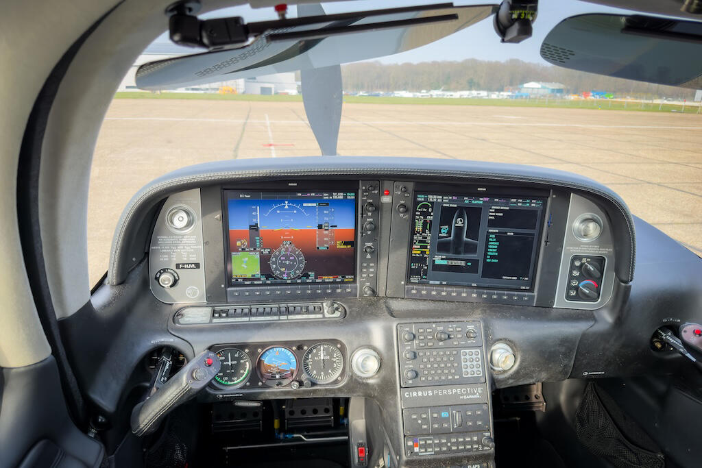 시러스 SR22T G5 2013 사진 2
