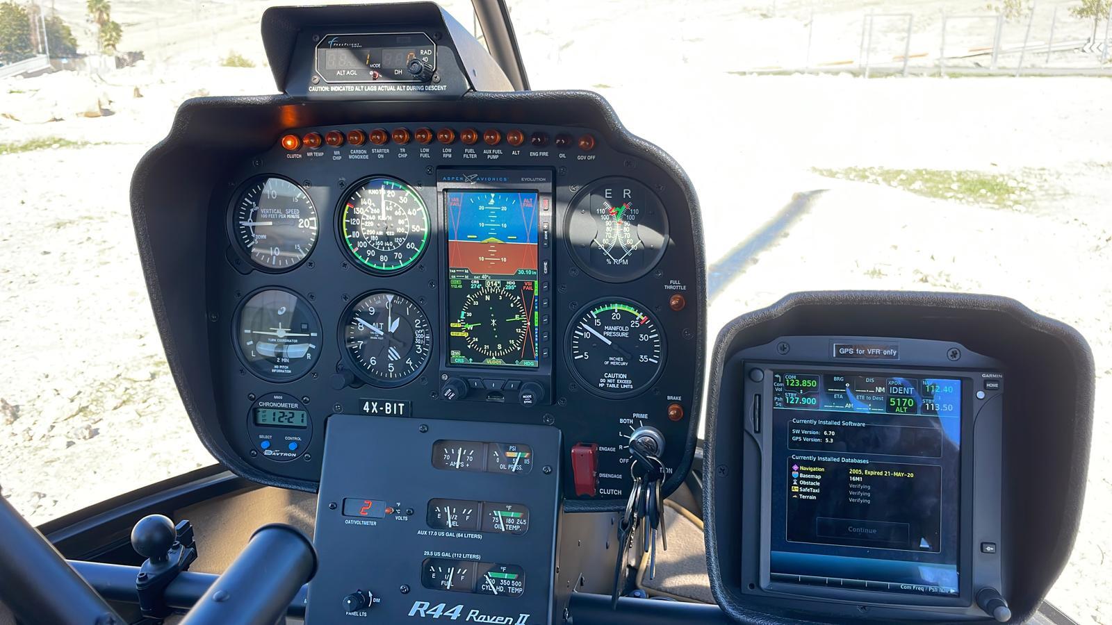 로빈슨 R44 Raven II 2017 사진 4