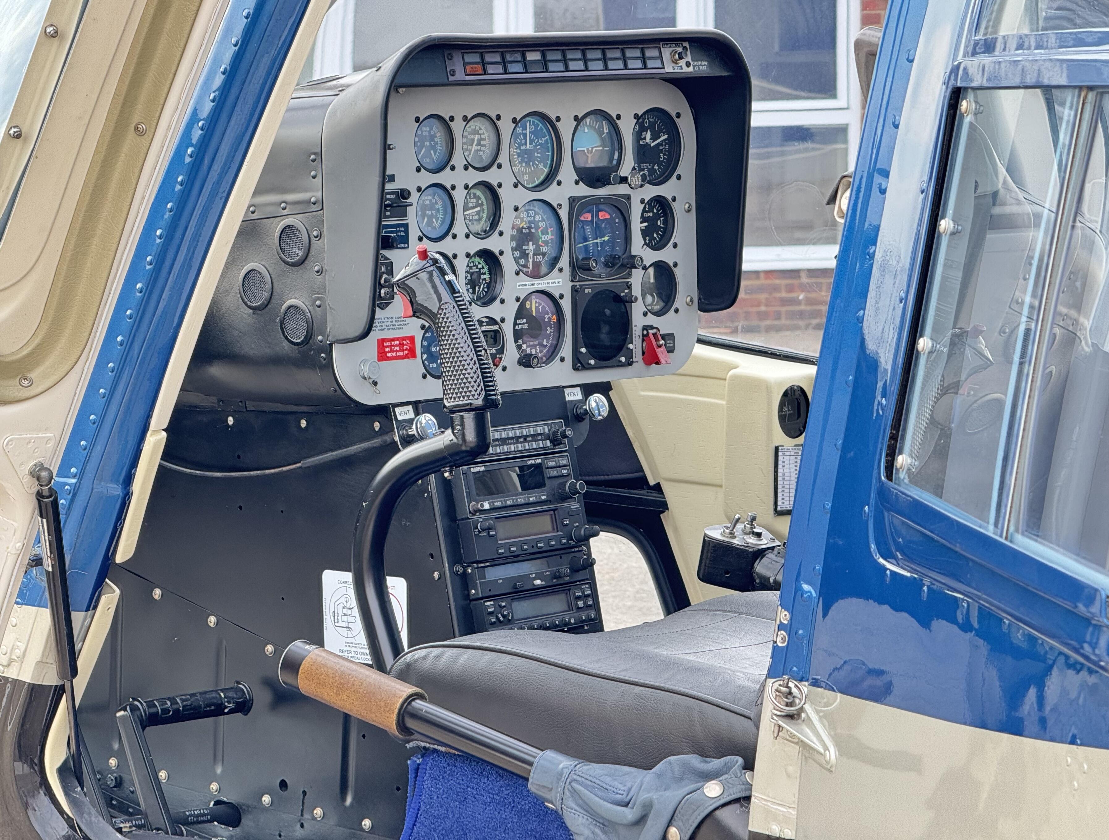 벨 206B II 1976 사진 3