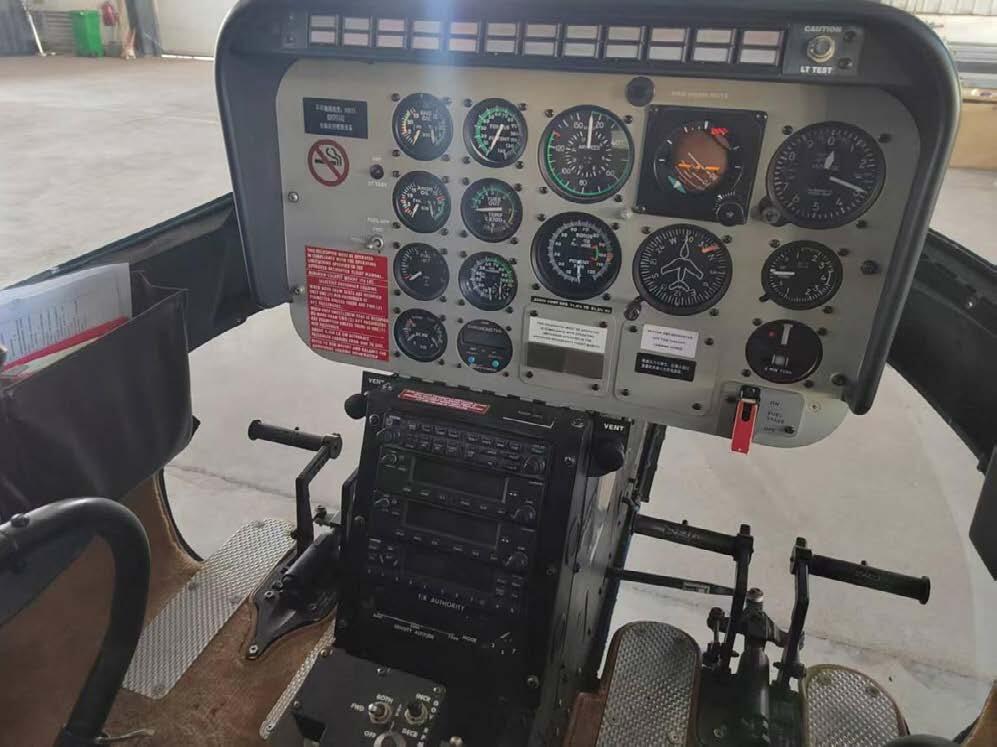 2009 Bell 206L 4, photo 3