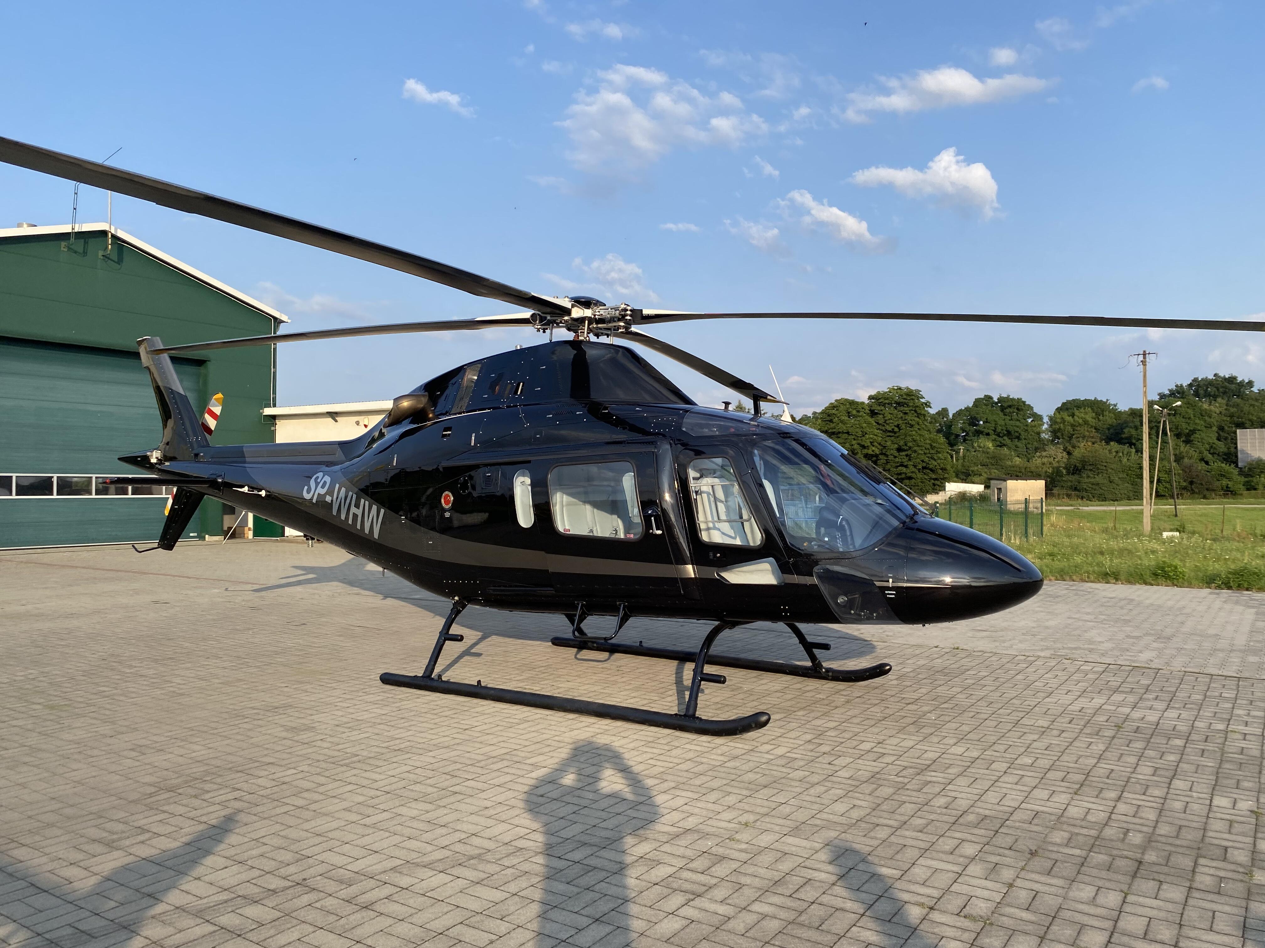 2012 Leonardo AW119 MkII, photo 1