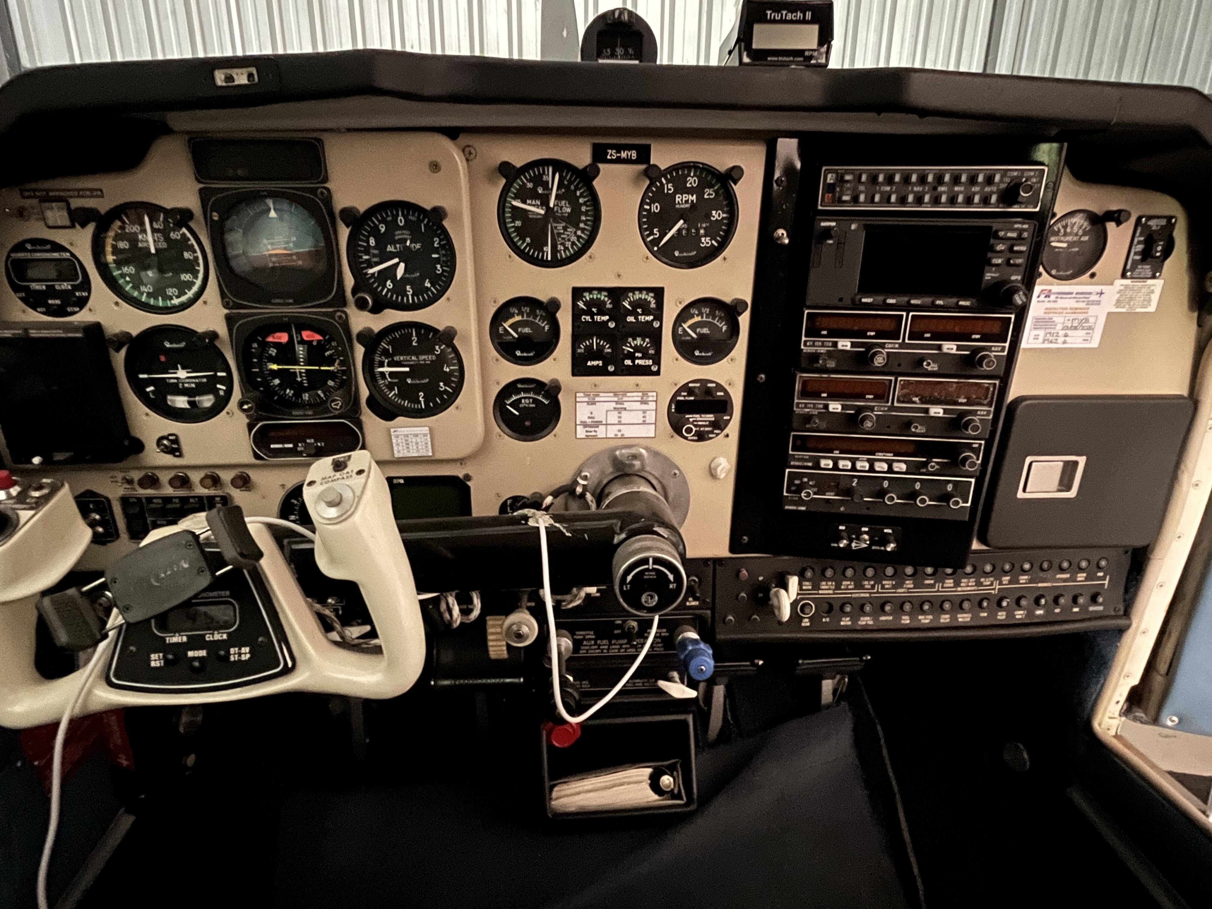 1989 Beechcraft F33A Bonanza, photo 4