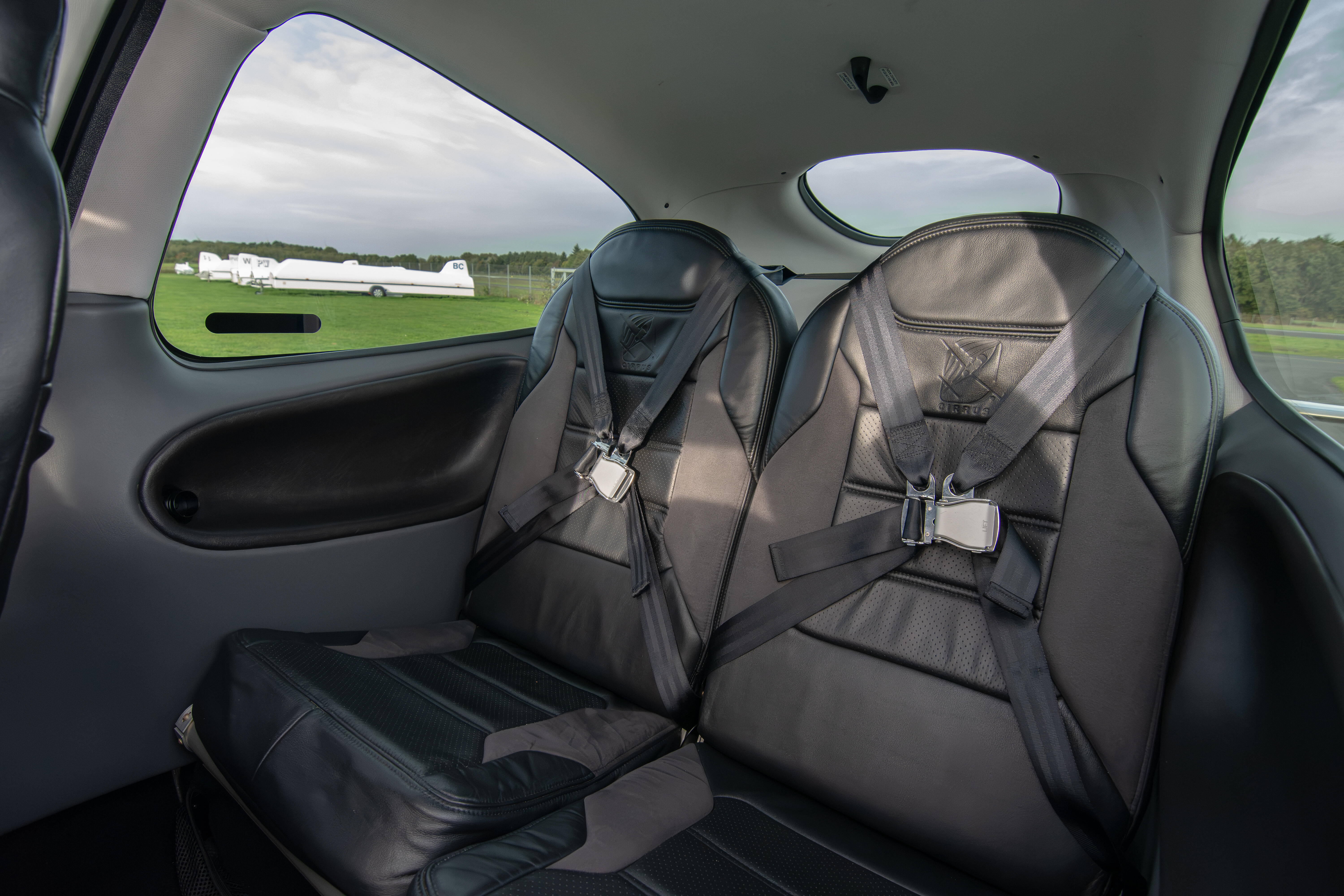 시러스 SR22-G3 Turbo 2011 사진 8