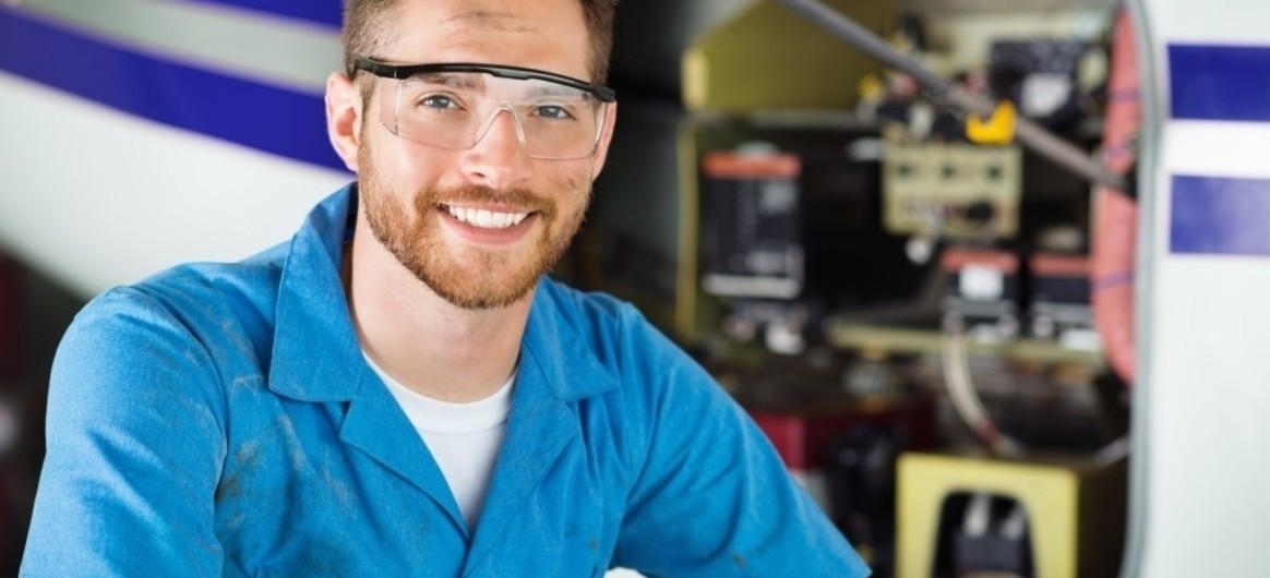 Business aircraft MRO technician